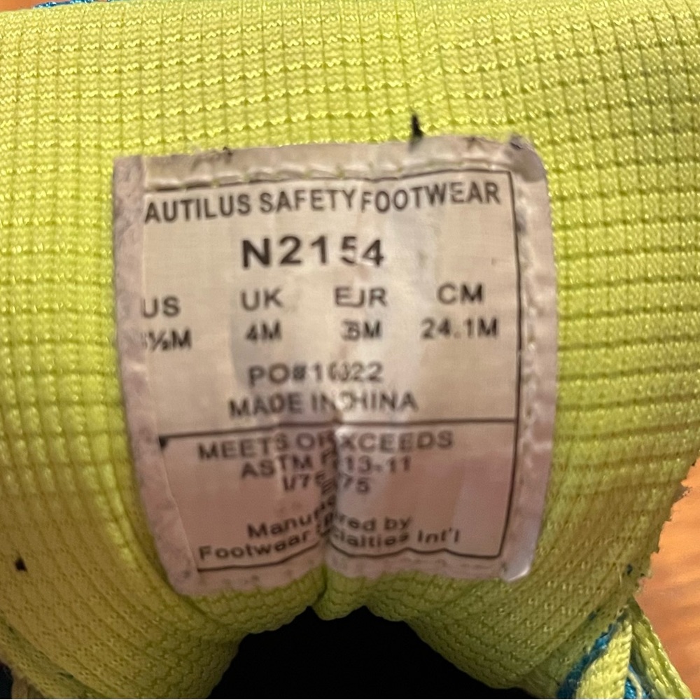 Nautilus Safety Shoe - image 8